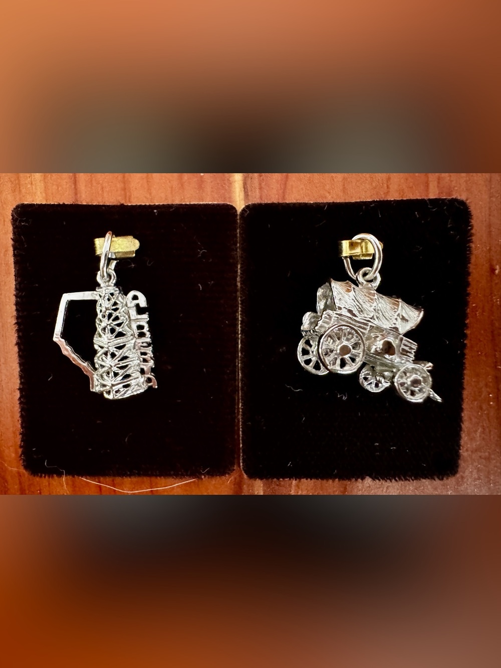Vintage 925 Sterling Silver Alberta Oil Rig & Stagecoach Charm Set